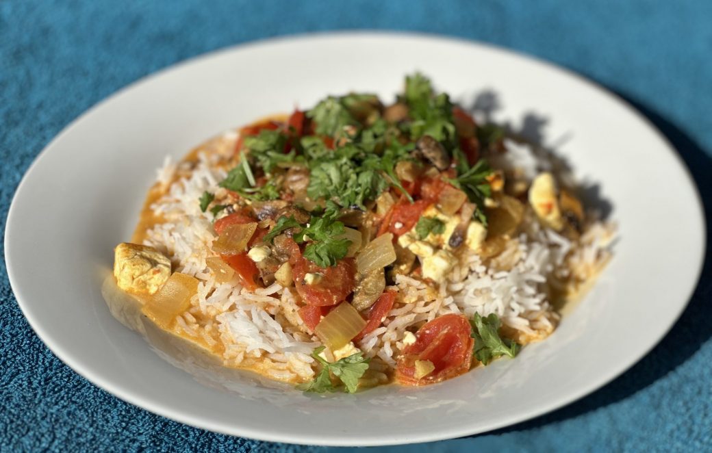 Pfannengemüse mit Feta und Basmatireis